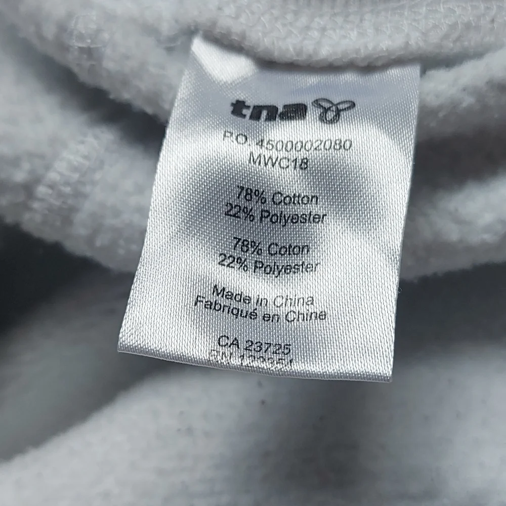 Aritzia TNA pullover hoodie.  Size small. - Picture 5 of 7